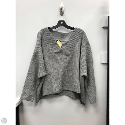 Sweater By Express In Grey, Size: Xl