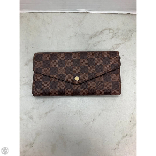 Wallet Luxury Designer By Louis Vuitton, Size: Medium