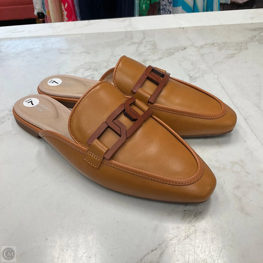 Shoes Flats By Rockport In Brown, Size: 7