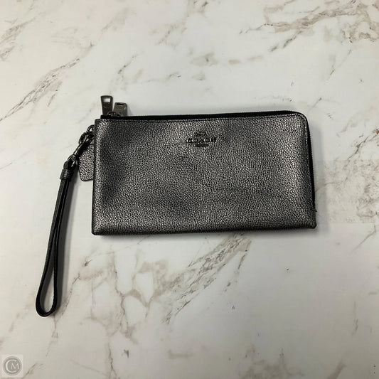 Wristlet Designer By Coach, Size: Medium