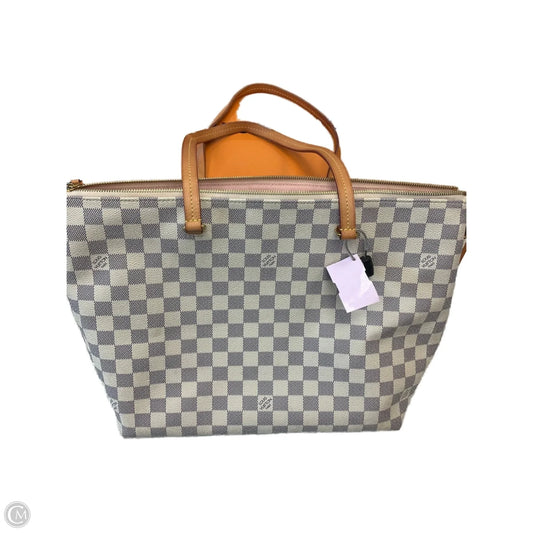 Handbag Luxury Designer By Louis Vuitton, Size: Medium