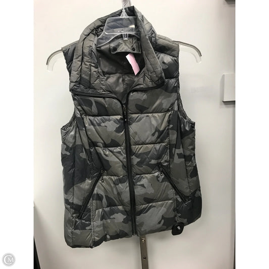 Vest Puffer & Quilted By Clothes Mentor In Camouflage Print, Size: M