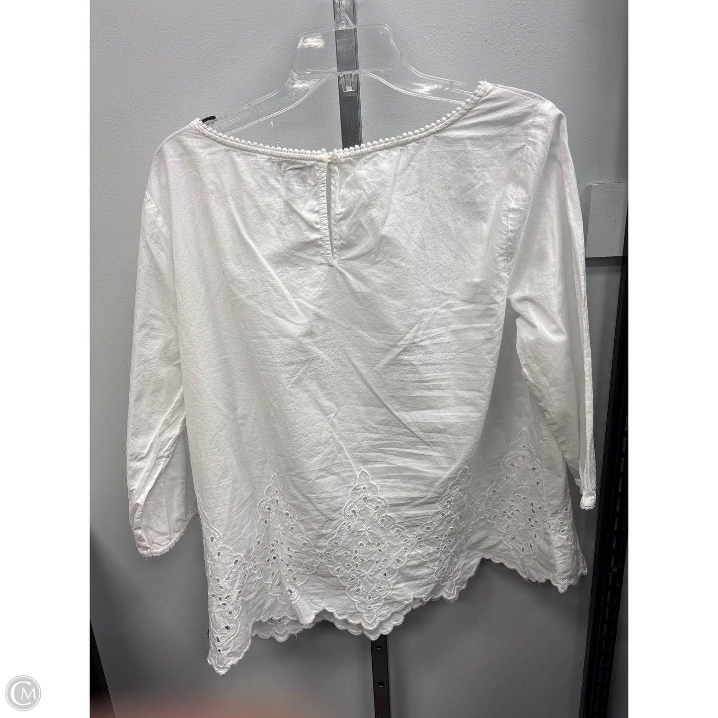 Top Long Sleeve By Old Navy In White, Size: Xl