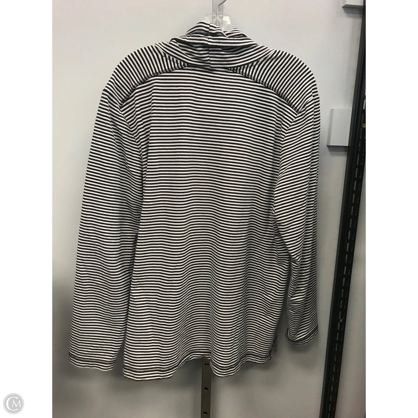 Sweatshirt Collar By Karen Scott In Striped Pattern, Size: Xl