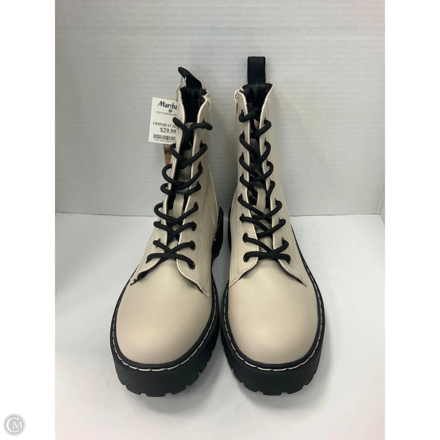 Boots Combat By Sincerely Jules In Cream, Size: 9