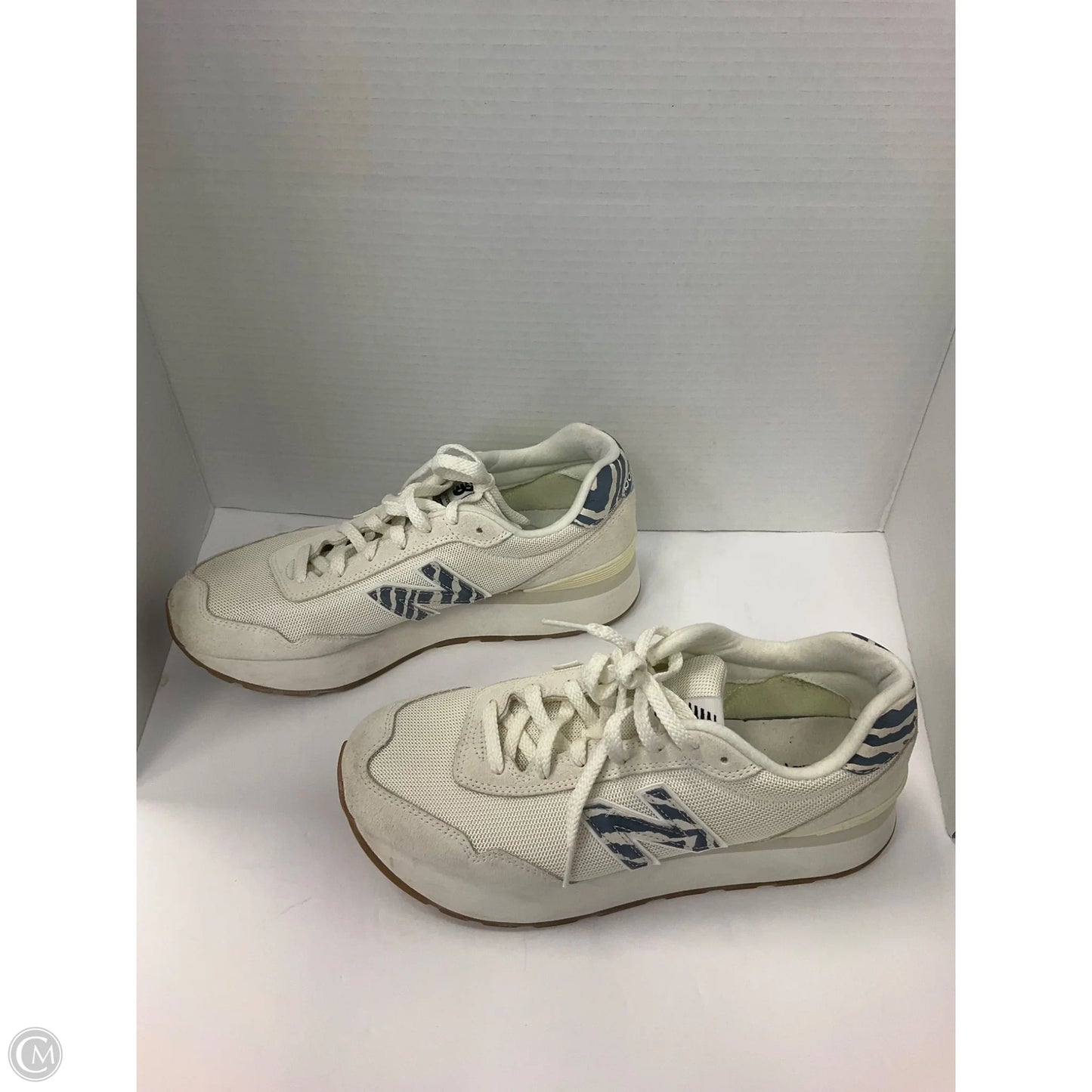Shoes Sneakers By New Balance In Cream, Size: 11