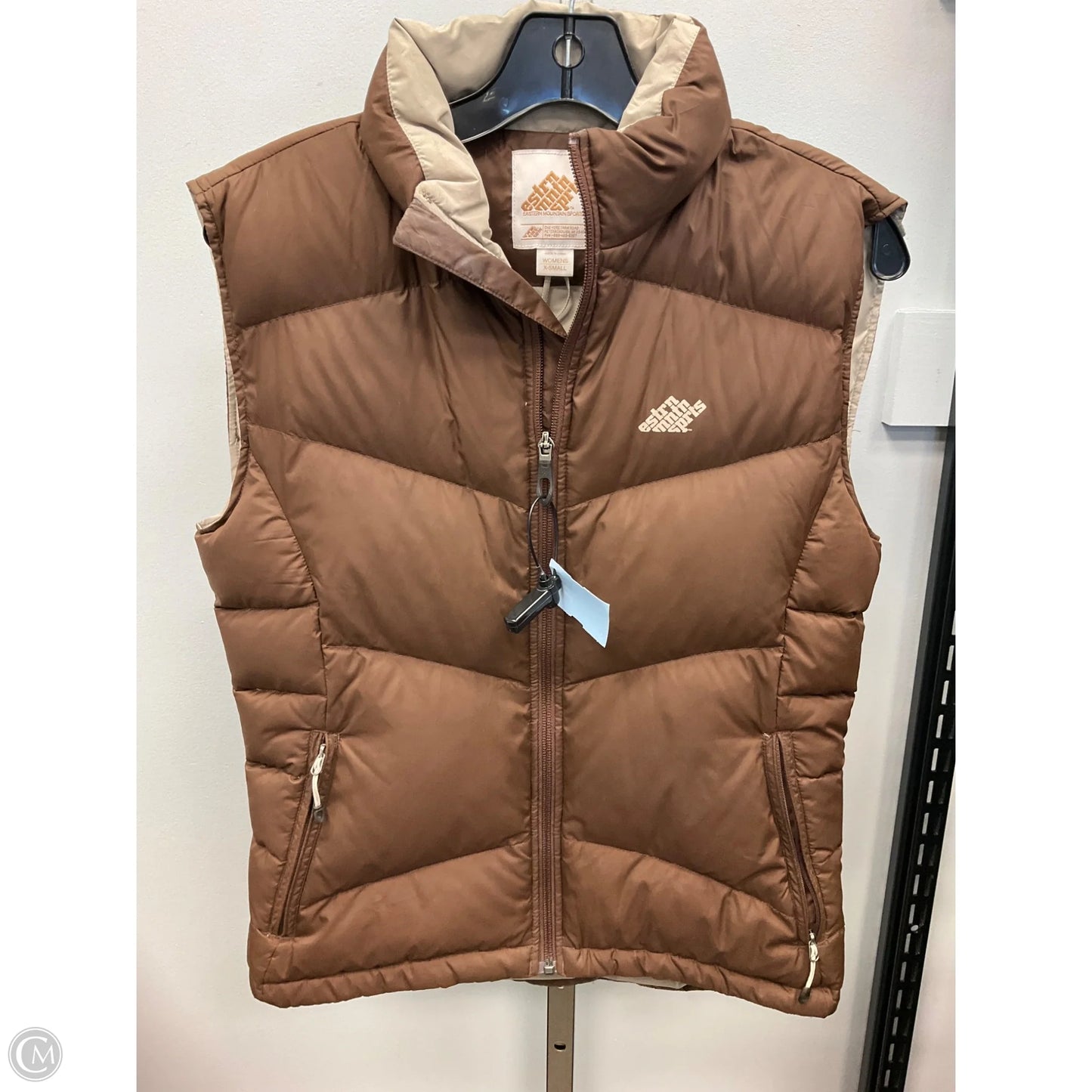 Vest Puffer & Quilted By Clothes Mentor In Brown, Size: Xs