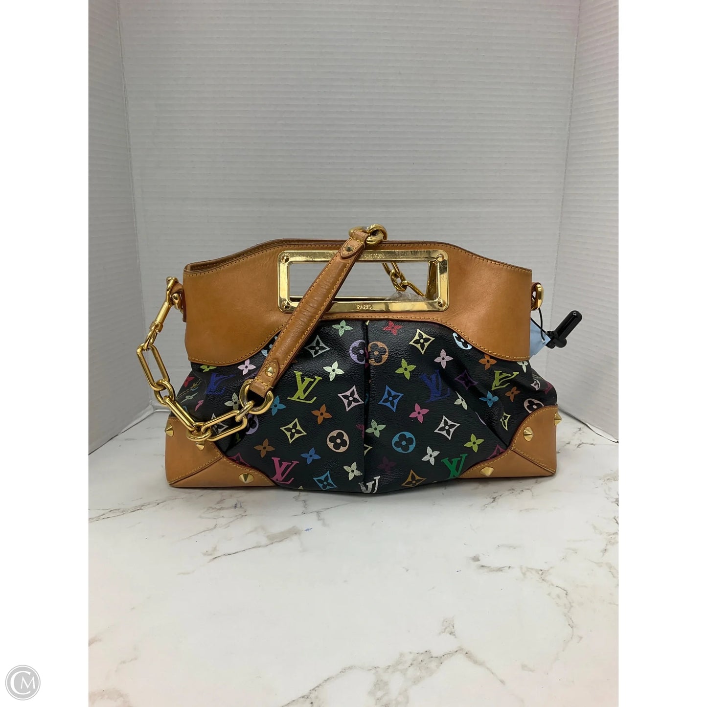 Handbag Luxury Designer By Louis Vuitton, Size: Medium