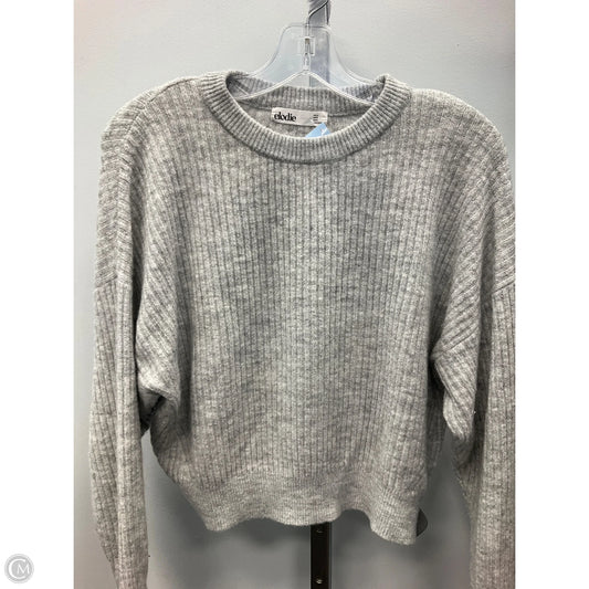 Sweater By Elodie In Grey, Size: M