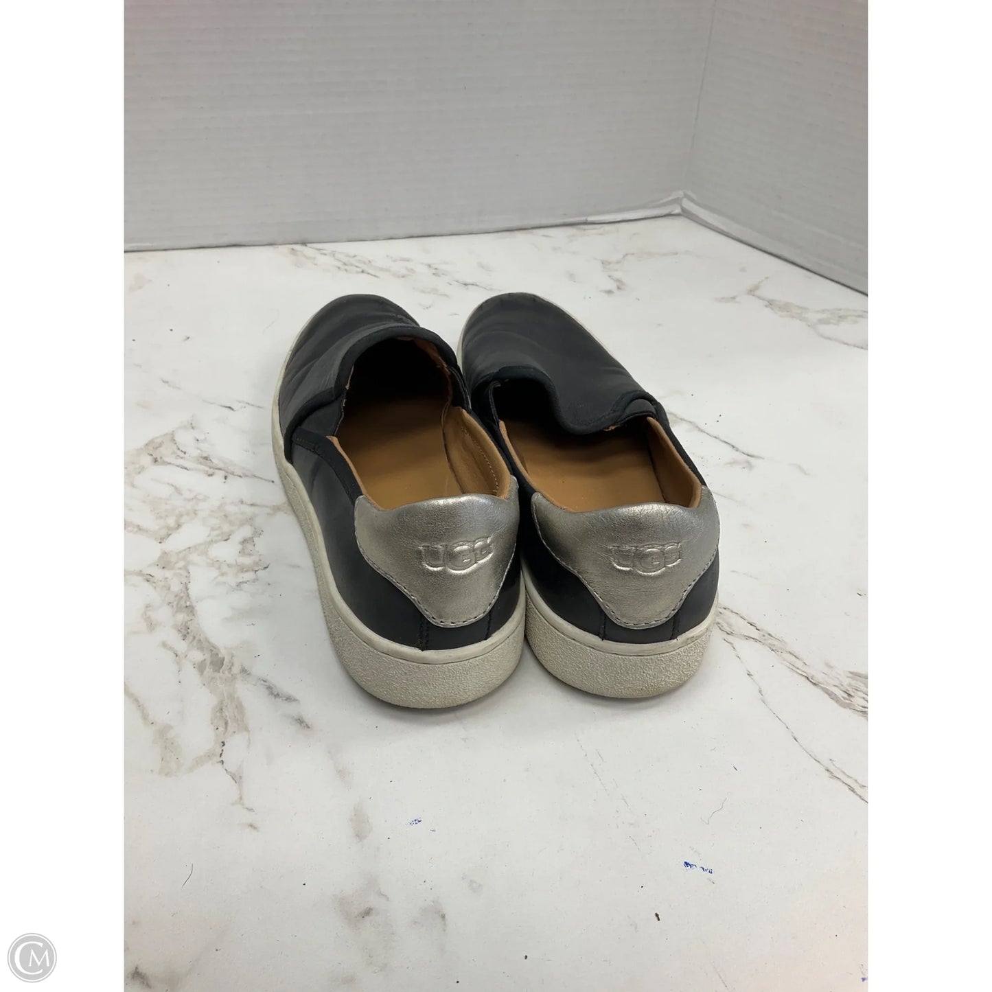 Shoes Designer By Ugg In Black, Size: 7.5