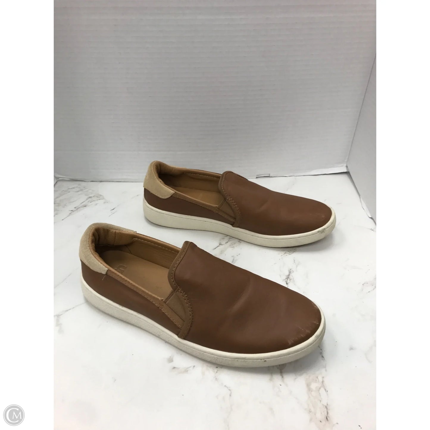 Shoes Designer By Ugg In Tan, Size: 8