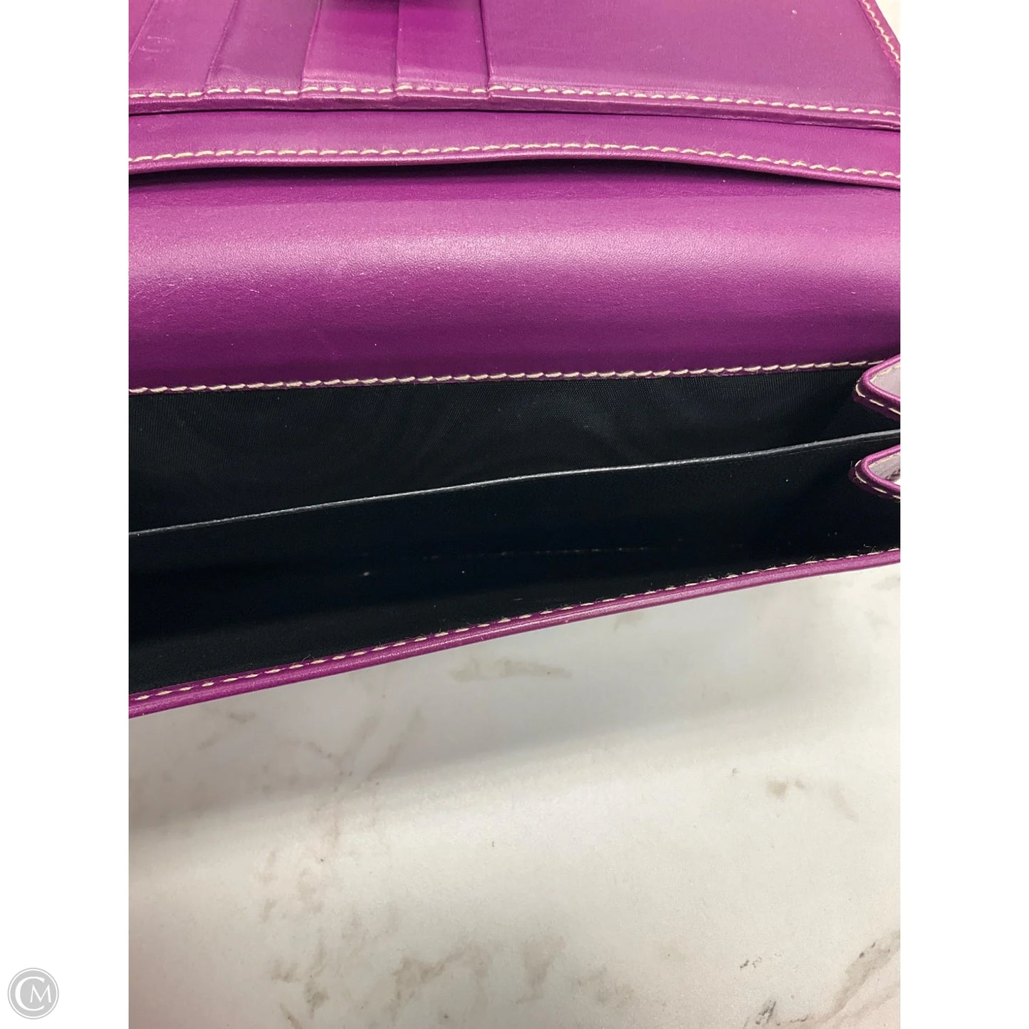 Wallet Luxury Designer By Gucci, Size: Medium