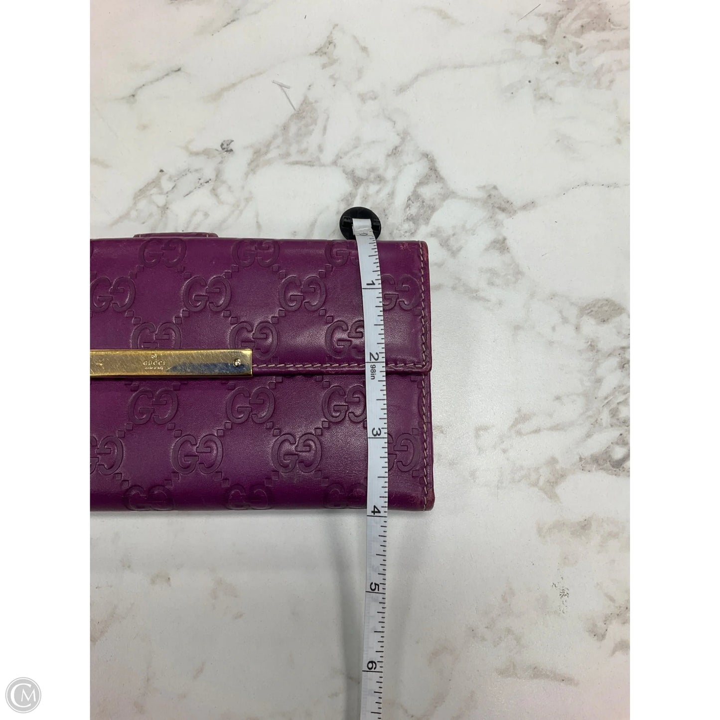 Wallet Luxury Designer By Gucci, Size: Medium