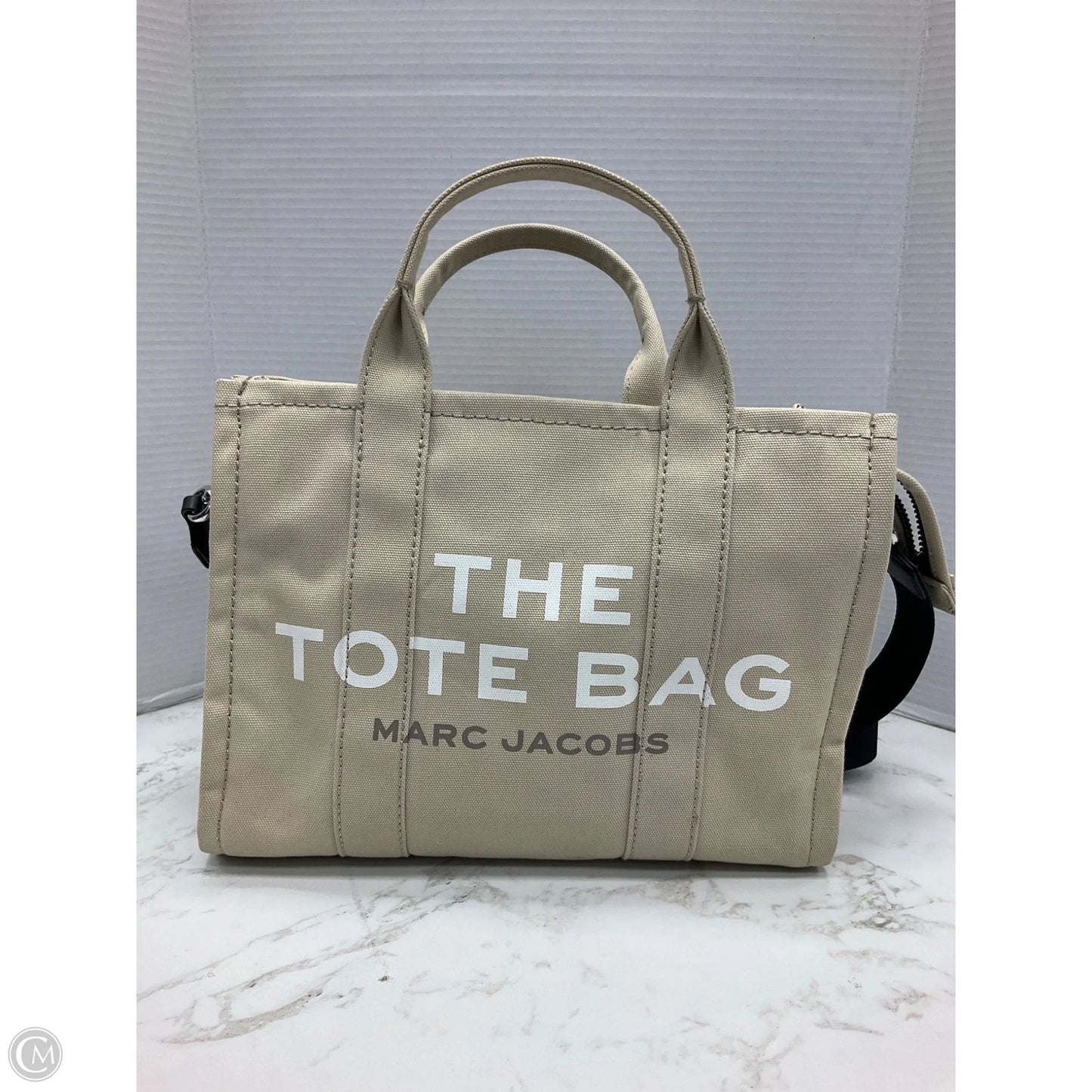 Tote Luxury Designer By Marc Jacobs, Size: Medium