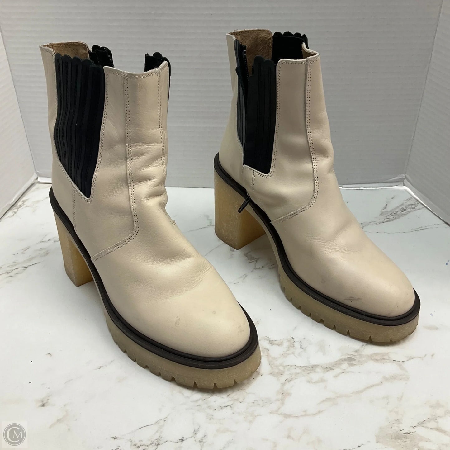 Boots Ankle Heels By Free People In Cream, Size: 8.5