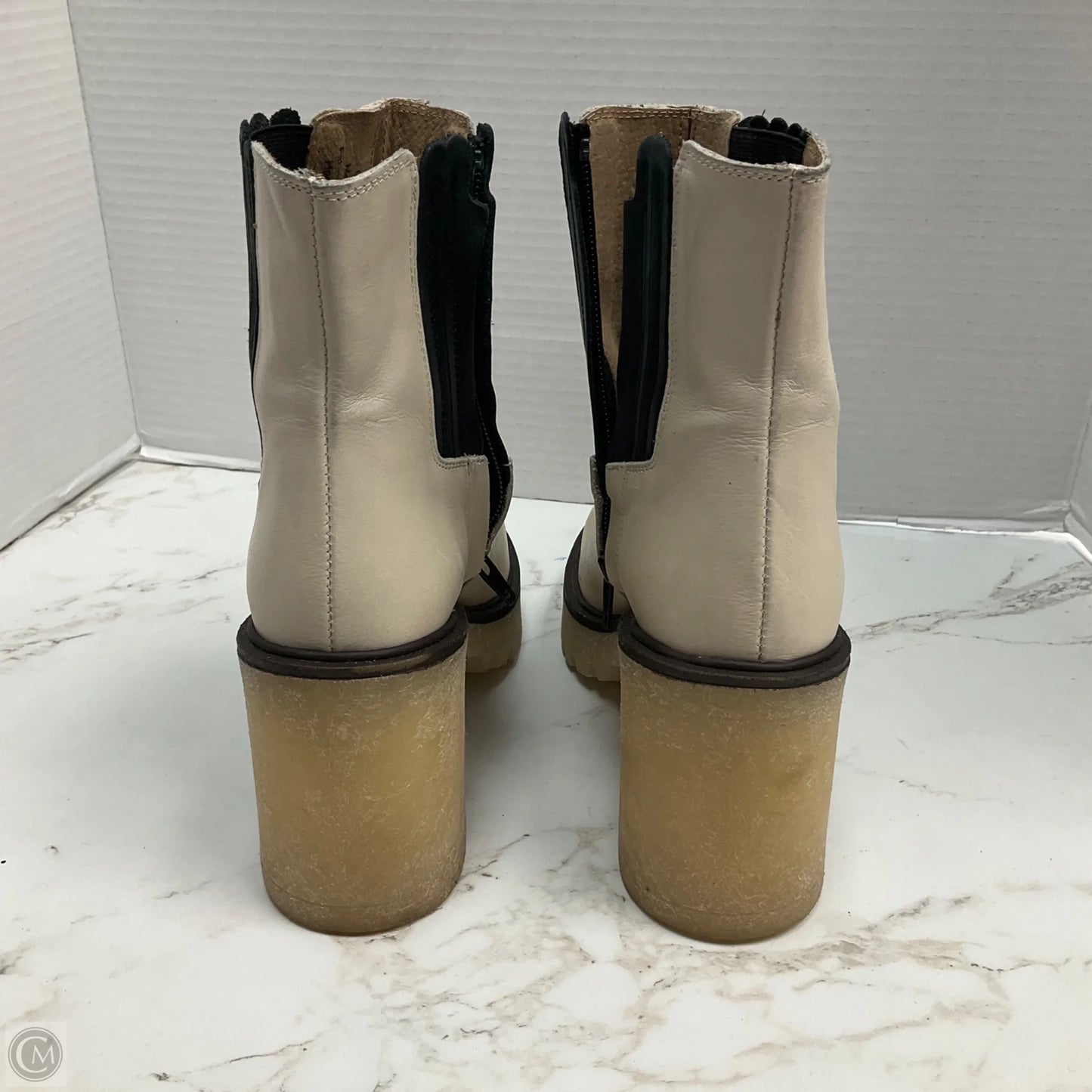 Boots Ankle Heels By Free People In Cream, Size: 8.5