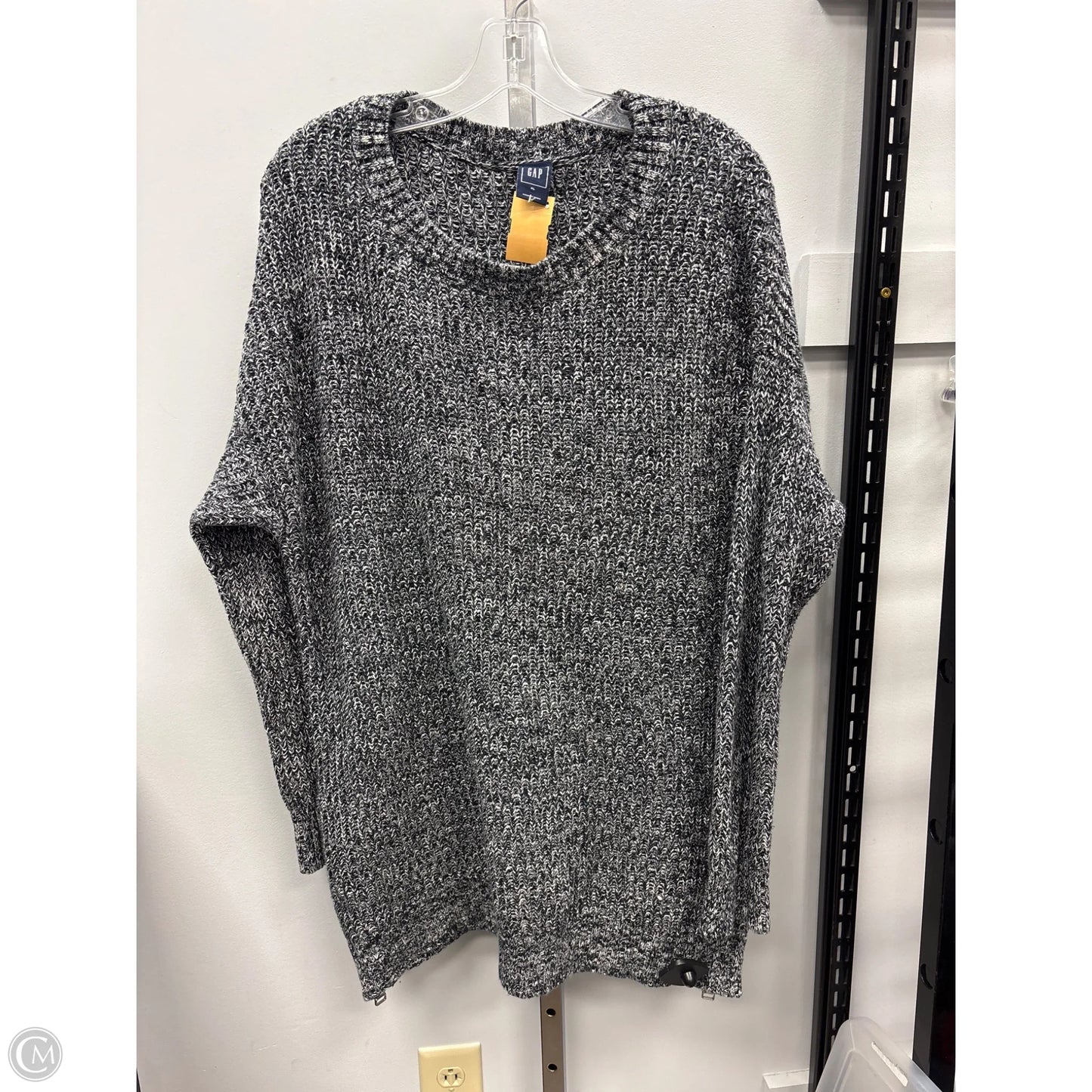 Sweater By Gap In Black & White, Size: Xl