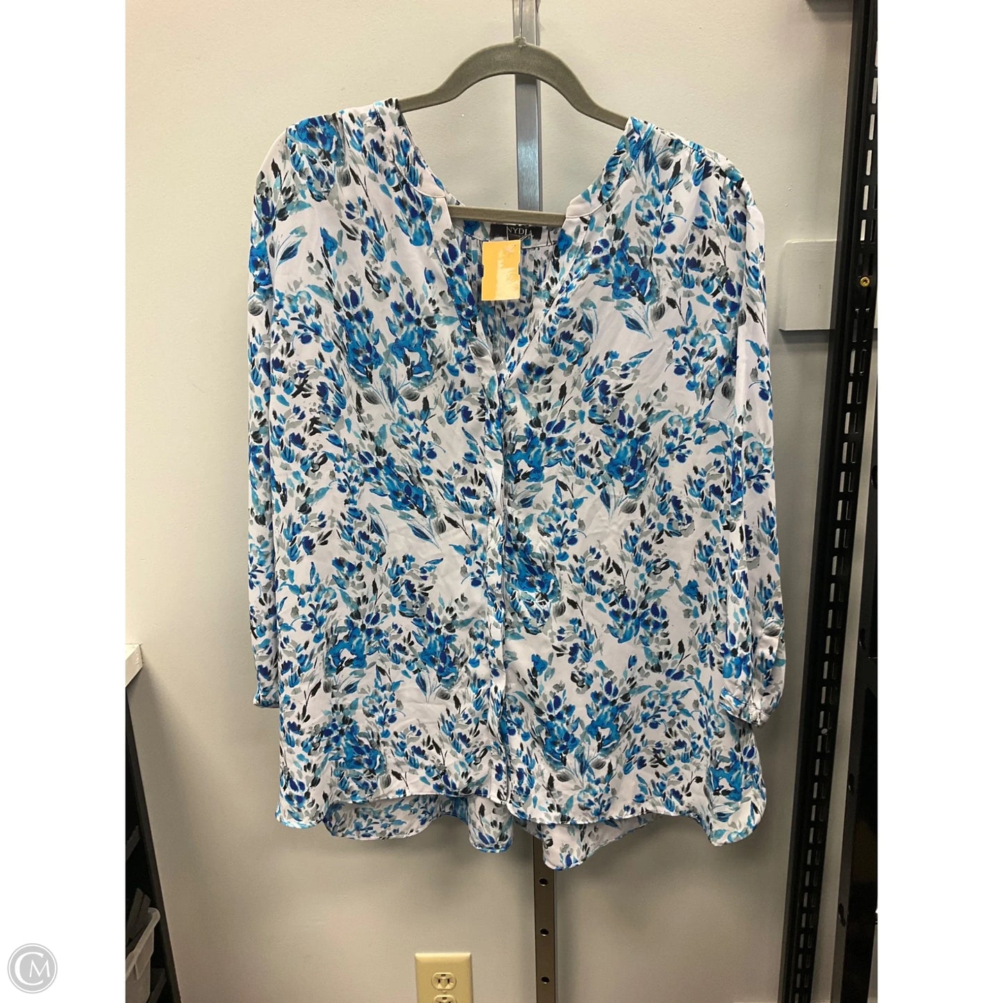 Top Long Sleeve By Not Your Daughters Jeans In Blue & White, Size: 2x