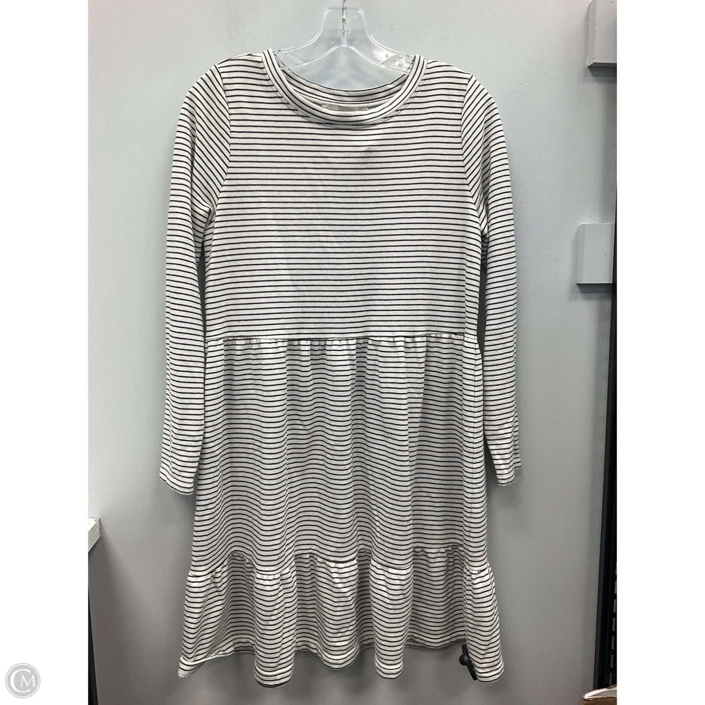 Dress Casual Short By Loft In Striped Pattern, Size: S