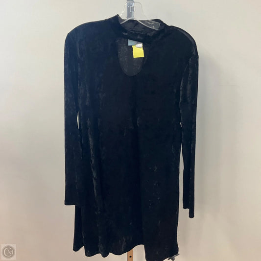 Dress Casual Short By Clothes Mentor In Black, Size: M