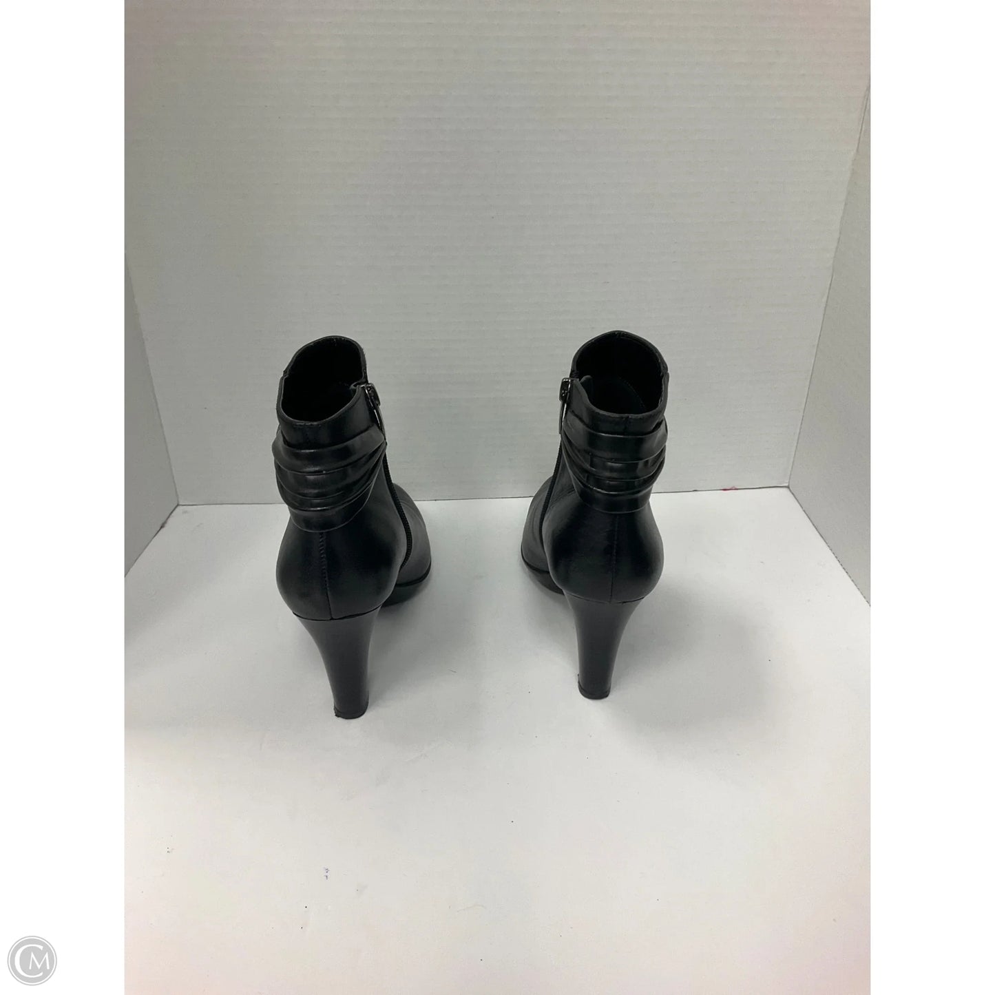Boots Ankle Heels By Anne Klein In Black, Size: 6