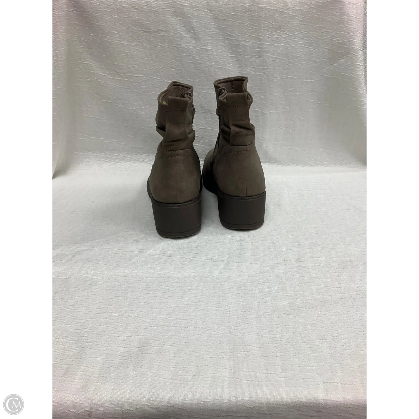 Boots Ankle Flats By Cliffs By White Mountain In Brown, Size: 9