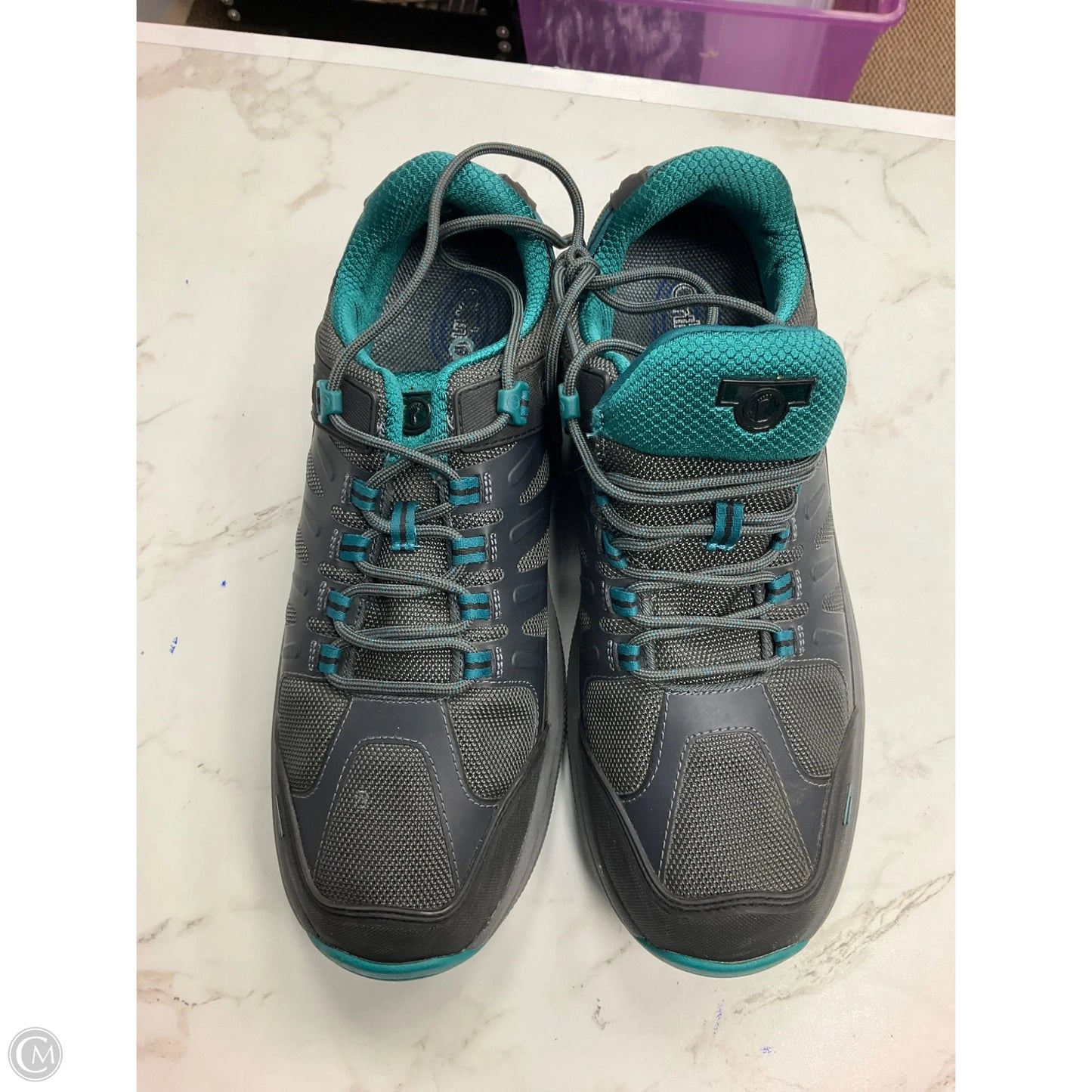 Shoes Athletic By Cmc In Grey, Size: 11