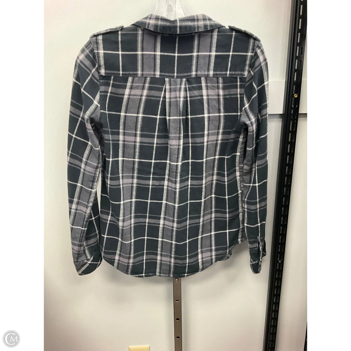 Top Long Sleeve By C And C In Plaid Pattern, Size: S