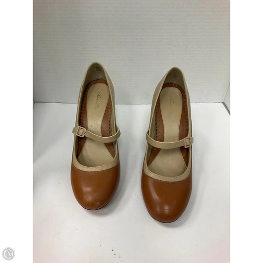 Shoes Heels Block By Brooks Brothers In Cream & Tan, Size: 7.5