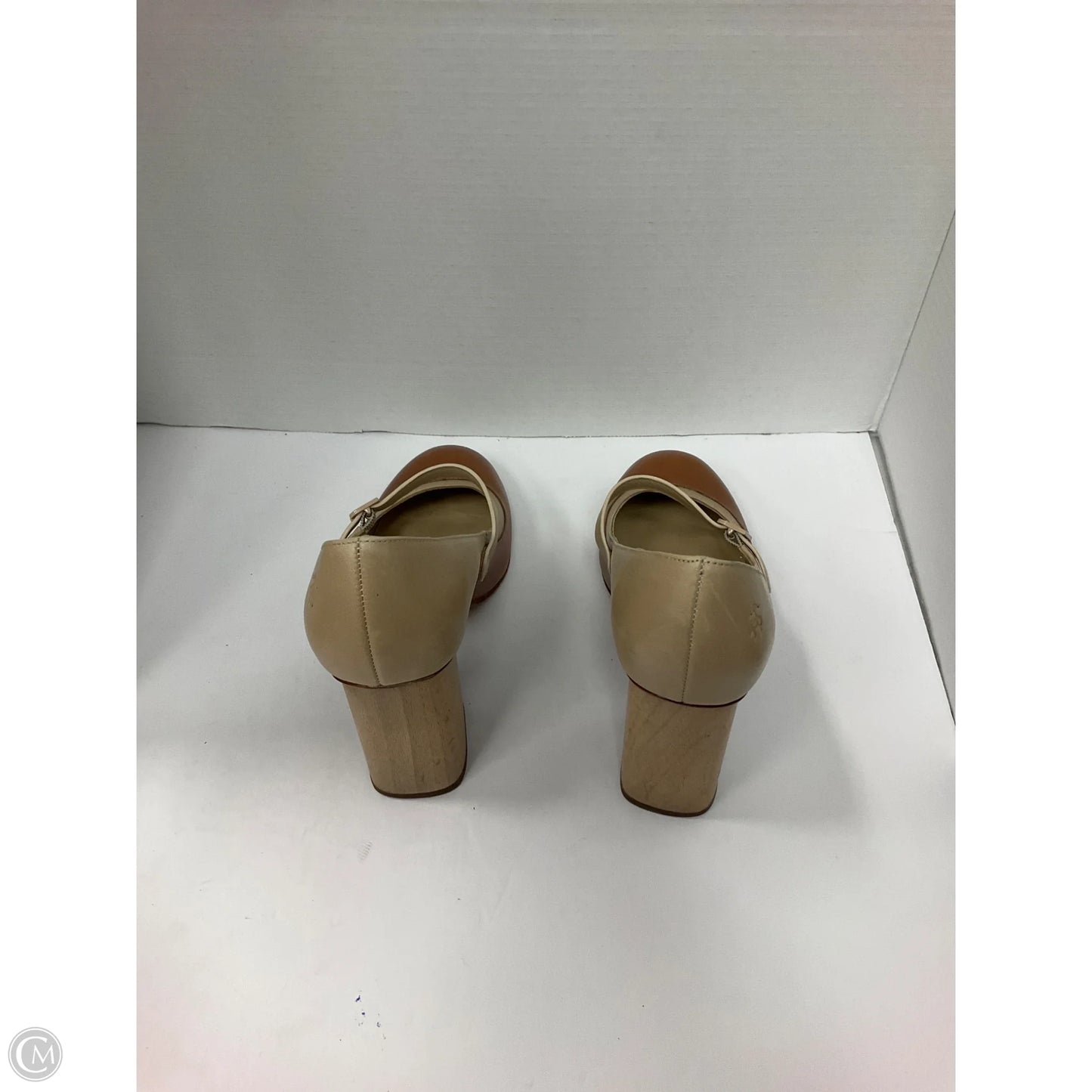 Shoes Heels Block By Brooks Brothers In Cream & Tan, Size: 7.5