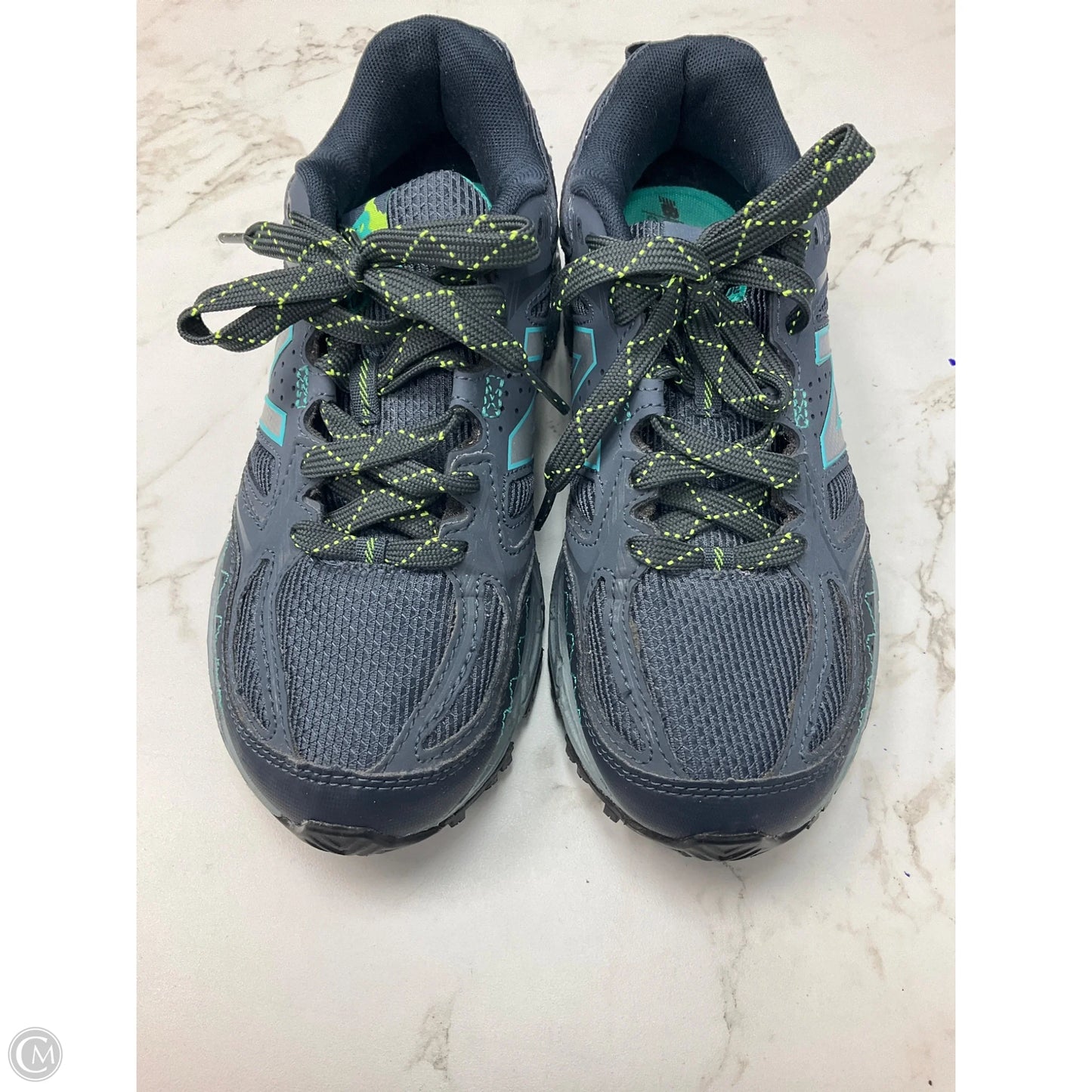 Shoes Athletic By New Balance In Navy, Size: 6