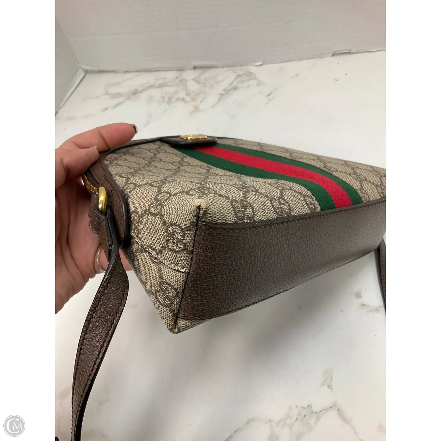 Crossbody Luxury Designer By Gucci, Size: Small