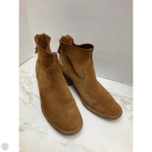 Boots Designer By Ugg In Tan, Size: 7