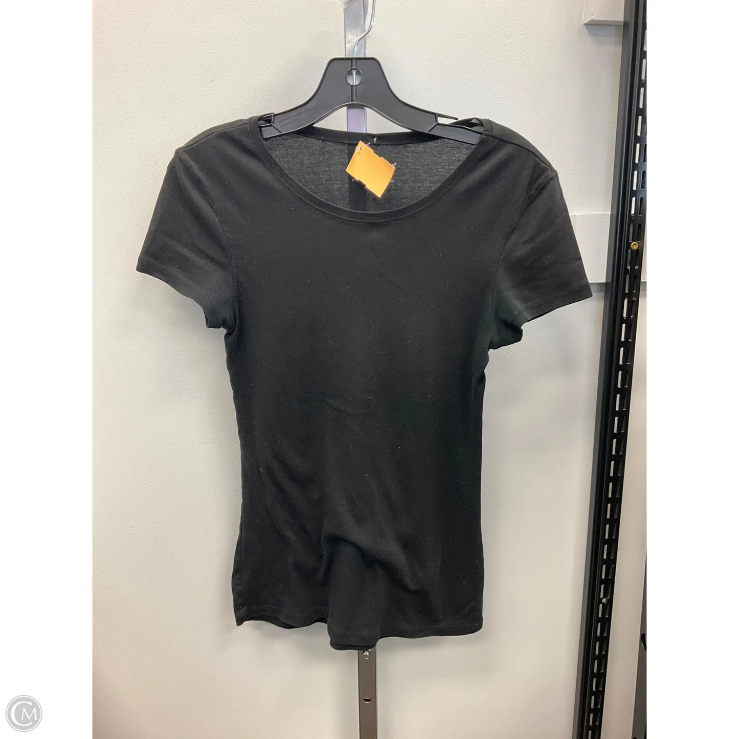 Top Short Sleeve Basic By Clothes Mentor In Black, Size: M