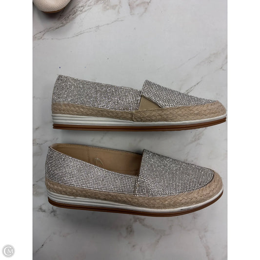 Shoes Flats By Anne Klein In Silver & Tan, Size: 7.5