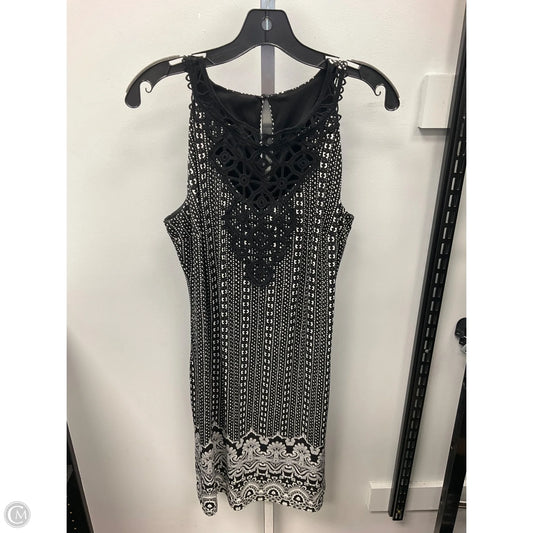 Dress Casual Short By White House Black Market In Black & White, Size: M