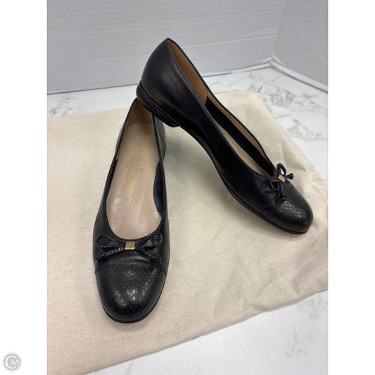 Shoes Luxury Designer By Ferragamo In Black, Size: 6.5