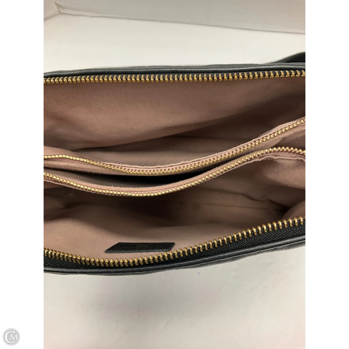 Handbag Luxury Designer By Louis Vuitton, Size: Medium