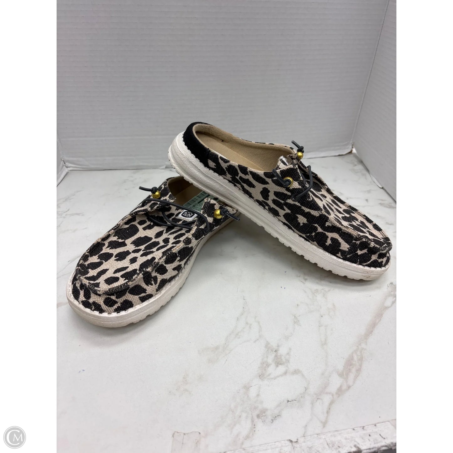 Shoes Flats By Hey Dude In Animal Print, Size: 9