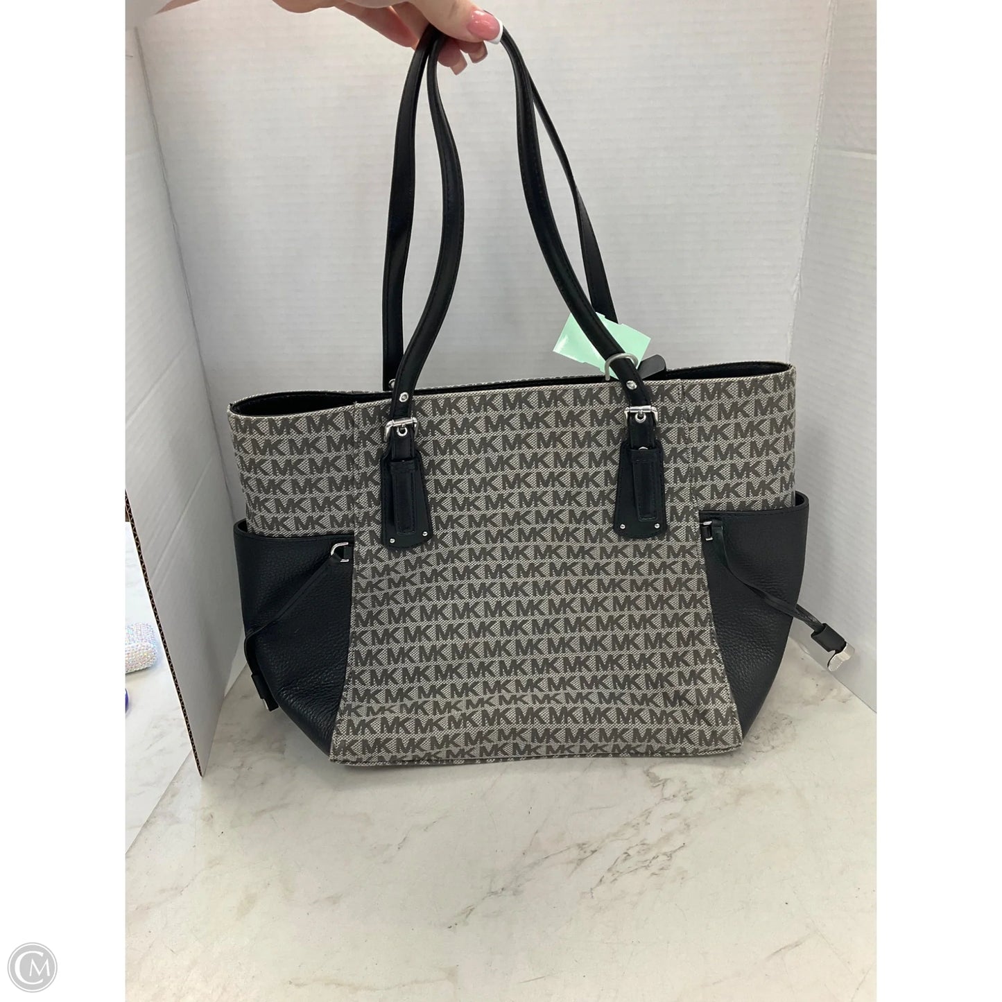 Handbag Designer By Michael Kors, Size: Medium