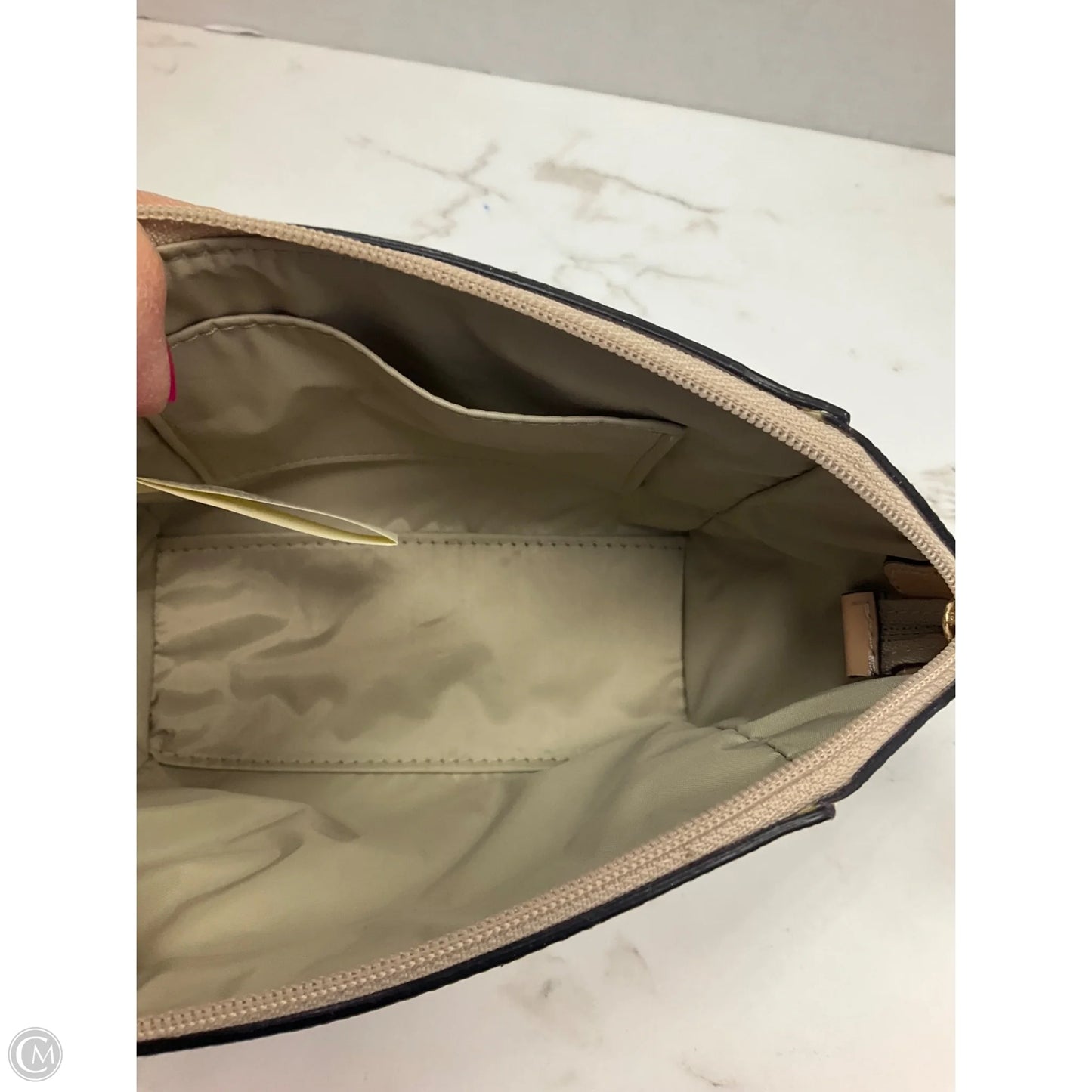 Makeup Bag Designer By Kate Spade, Size: Medium