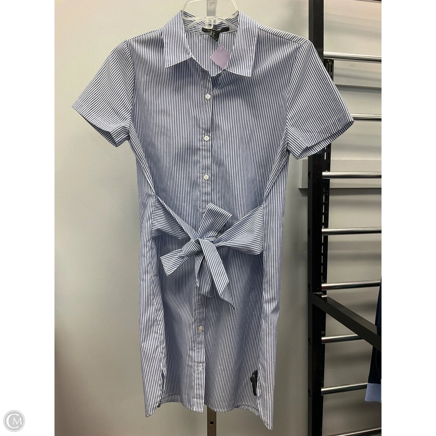 Dress Casual Short By Forever 21 In Striped Pattern, Size: S