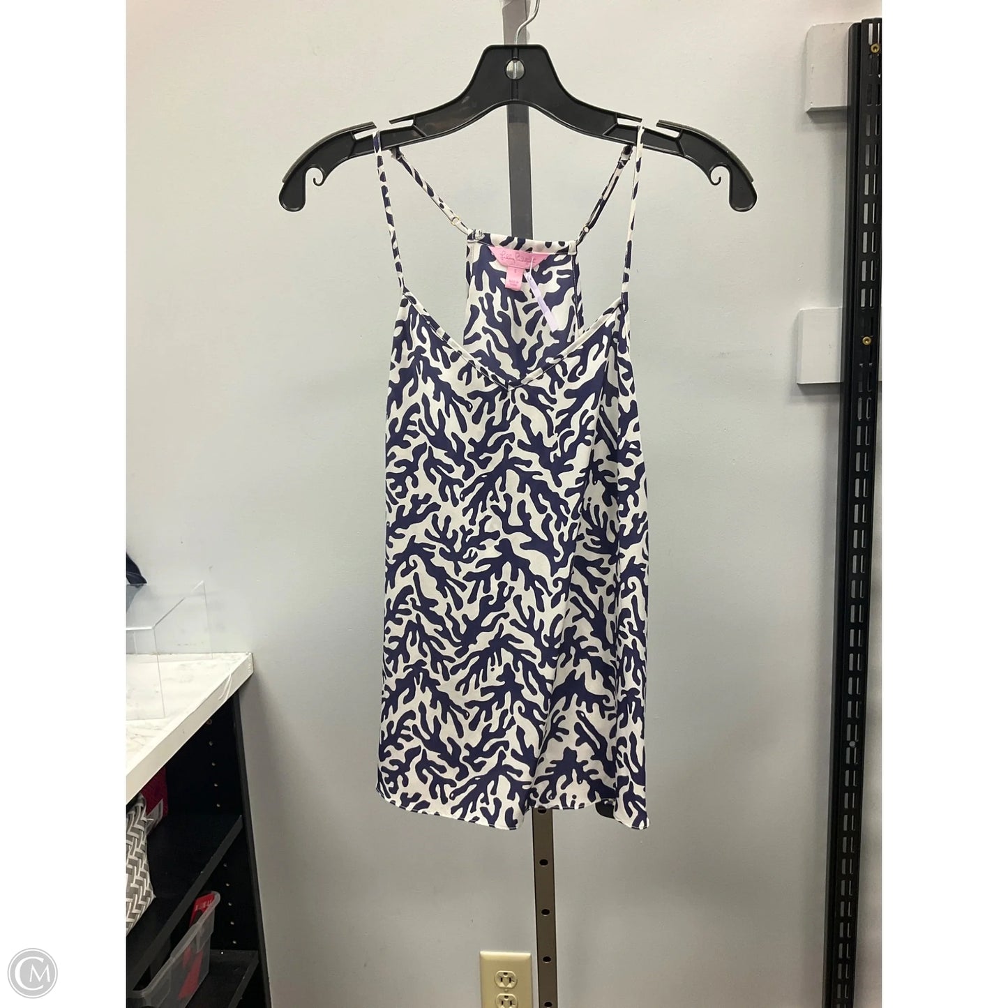Top Sleeveless Designer By Lilly Pulitzer In Blue & White, Size: S