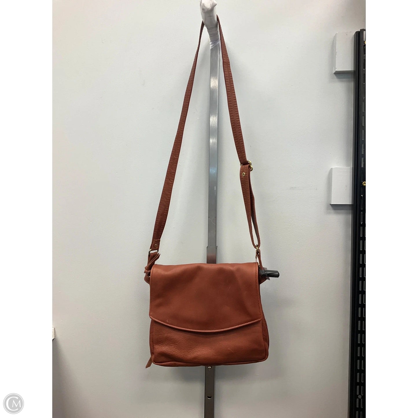 Crossbody Leather By Clothes Mentor, Size: Medium