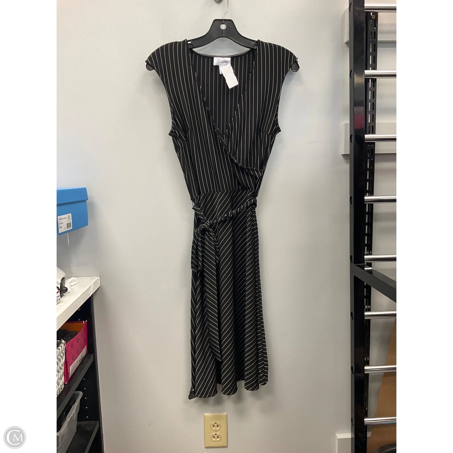 Dress Casual Midi By Loft In Striped Pattern, Size: 0