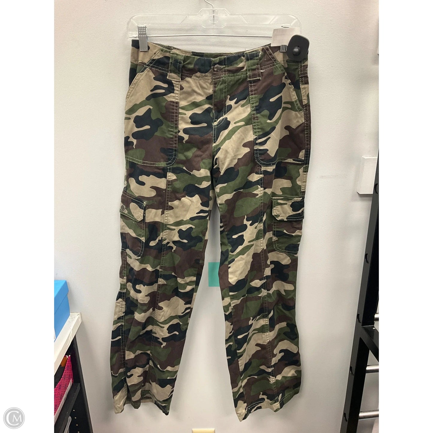 Pants Cargo & Utility By Refuge In Camouflage Print, Size: S