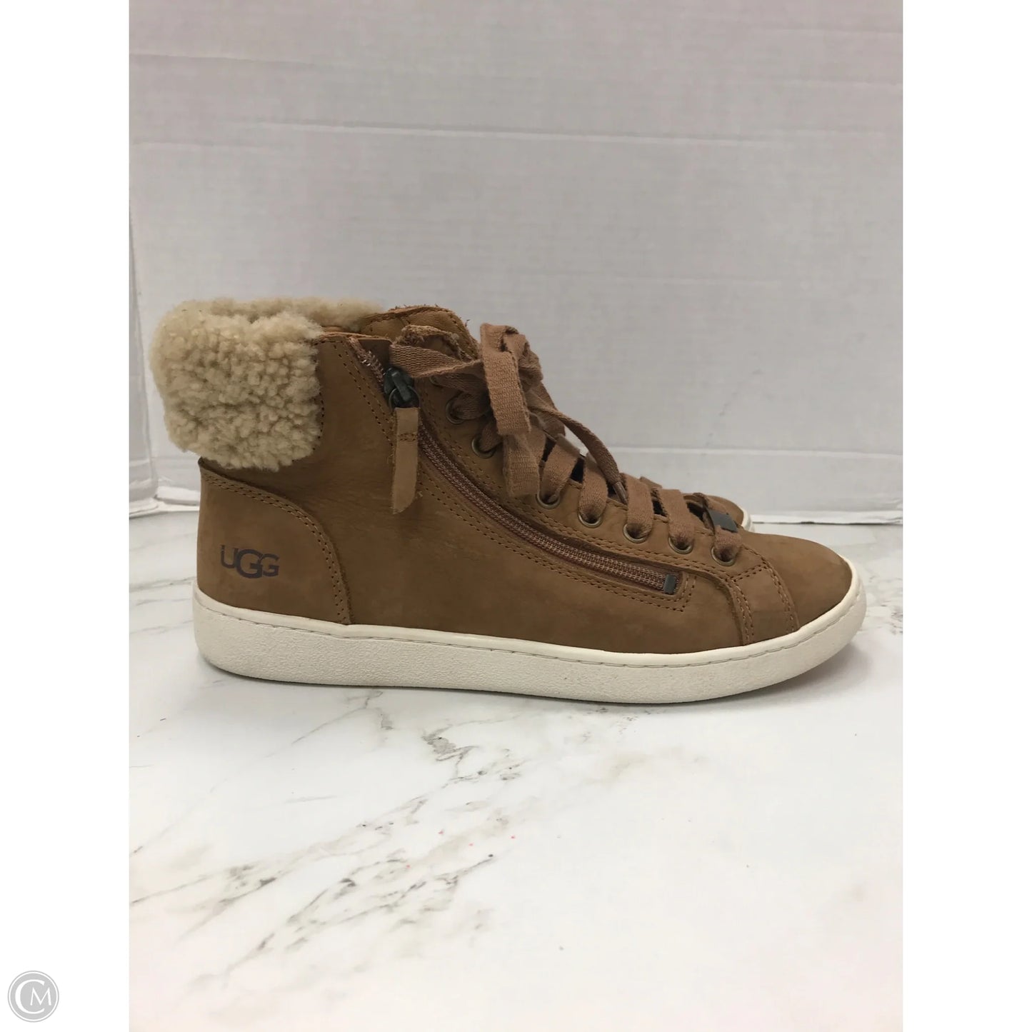 Shoes Designer By Ugg In Tan, Size: 9