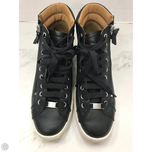 Shoes Designer By Ugg In Black, Size: 8.5