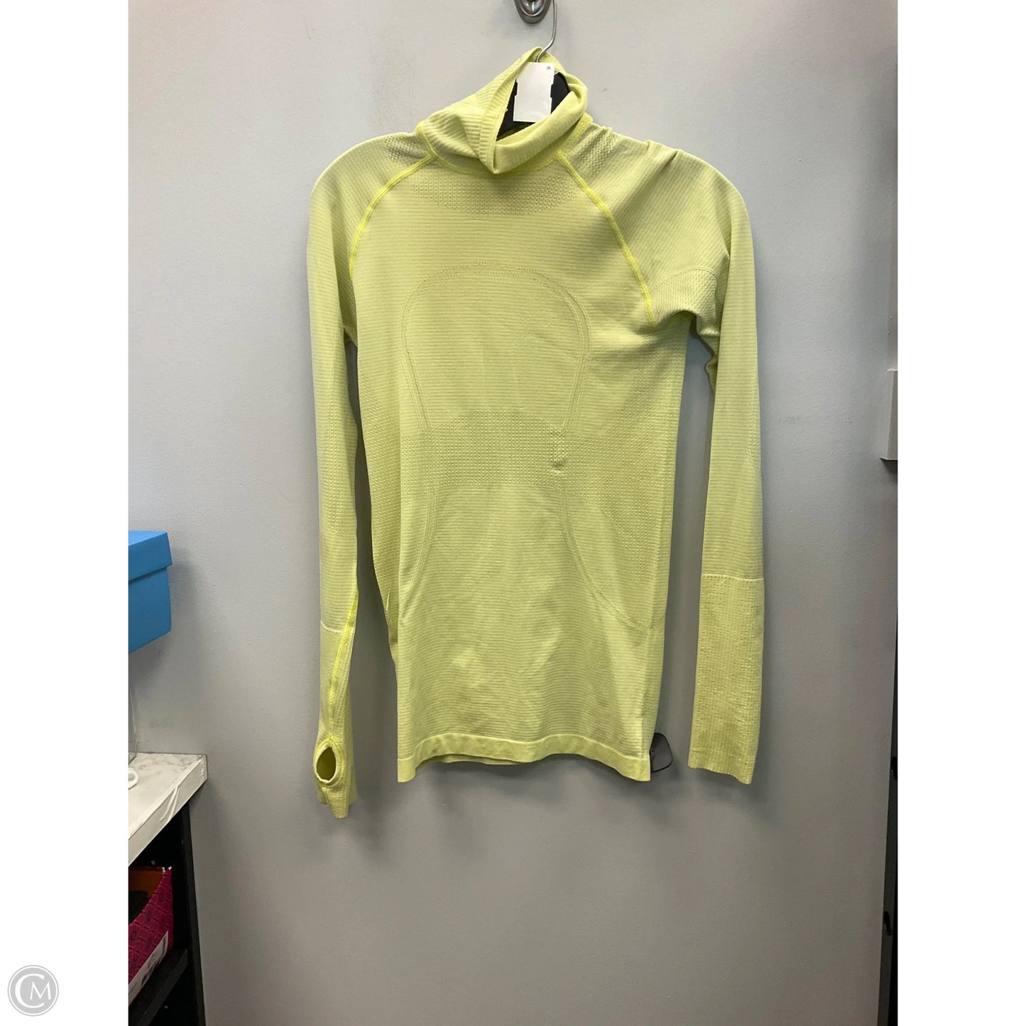 Athletic Top Long Sleeve Collar By Lululemon In Yellow, Size: 4