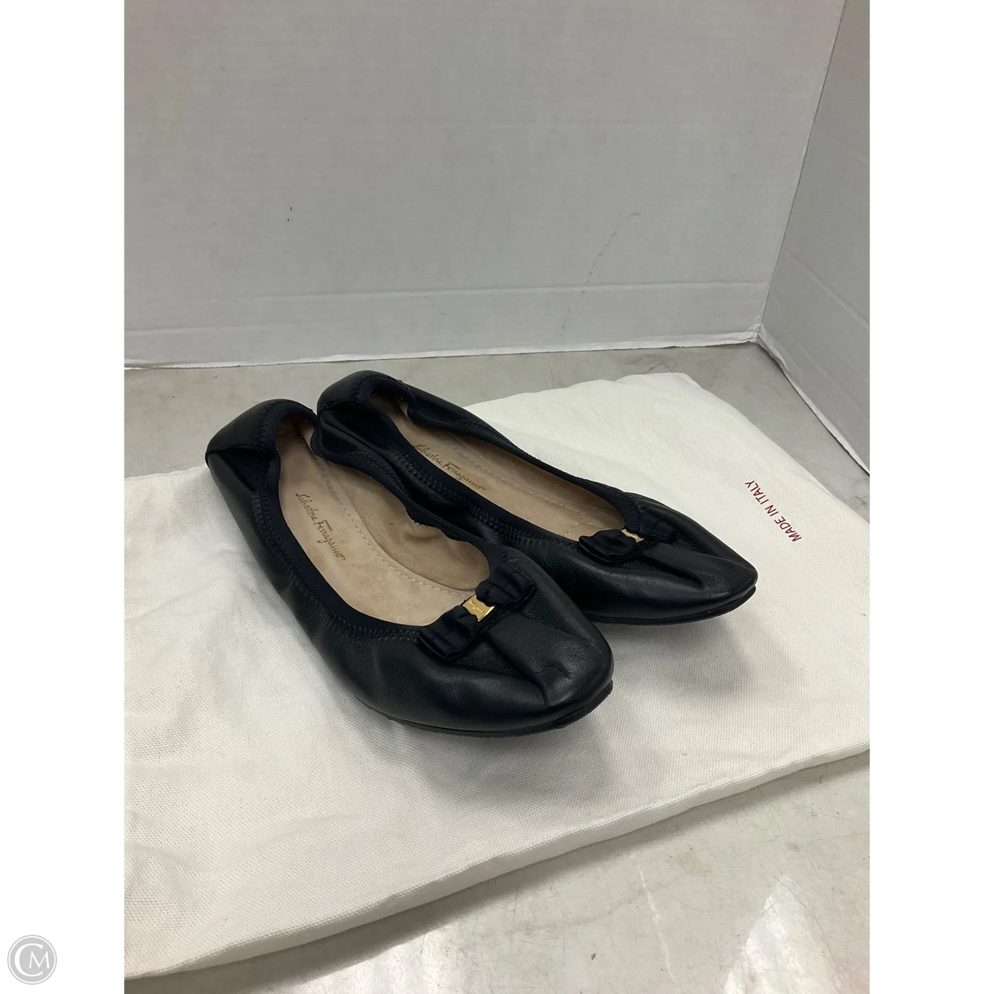 Shoes Luxury Designer By Ferragamo In Black, Size: 9
